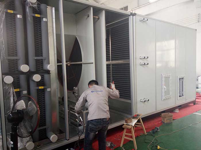 威海某大型化工企業兩臺10%濕度,40000風量2臺除濕機組